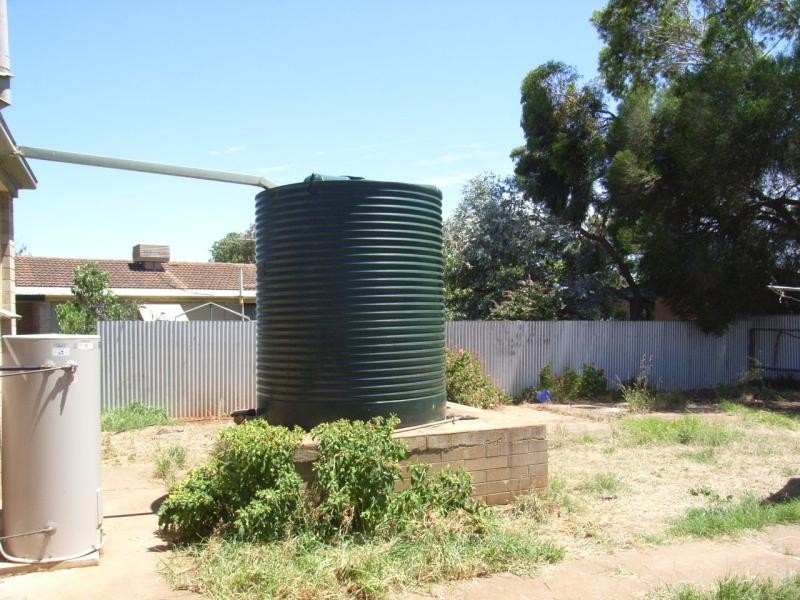 6 Bacton Street, Evanston SA 5116