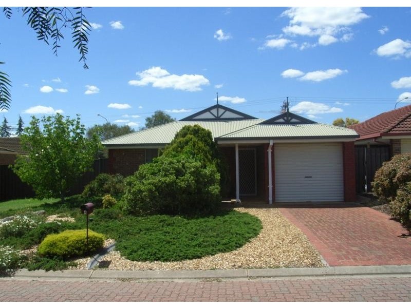 4 Sunshine Place, Blakeview SA 5114