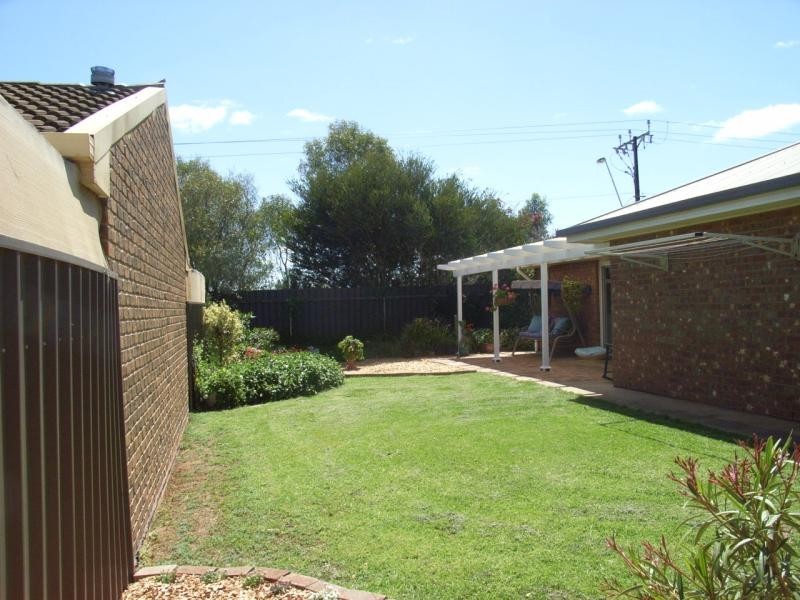 4 Sunshine Place, Blakeview SA 5114