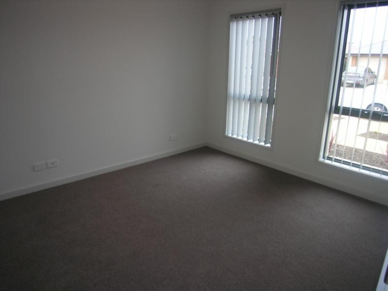 14 Dyson Street, Evanston SA 5116