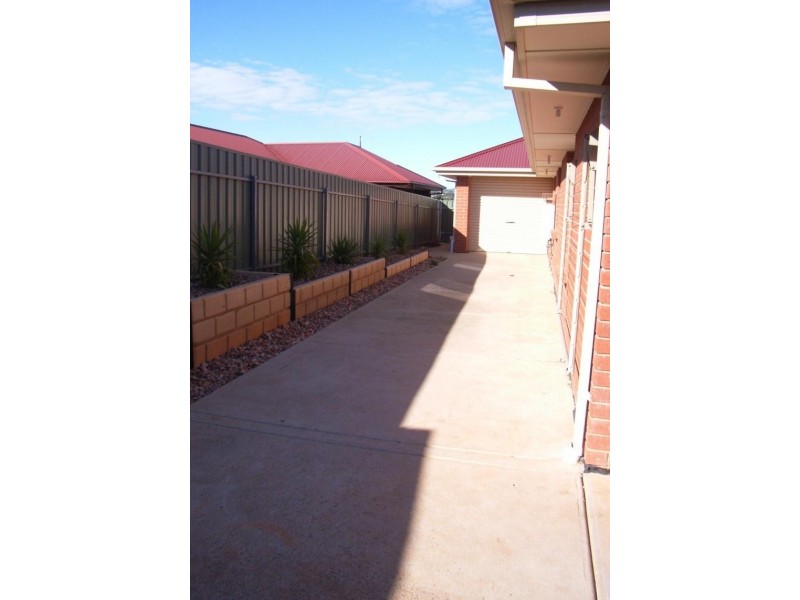 33 Oaklands Circuit, Hewett SA 5118