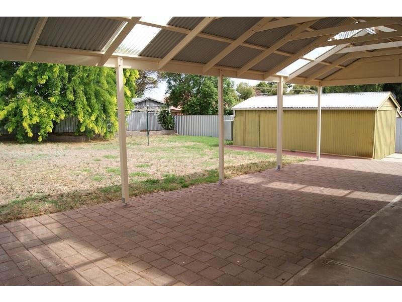 11 Barossa Avenue, Gawler East SA 5118