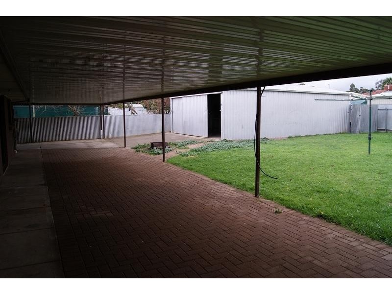 5 Barkley Crescent, Willaston SA 5118