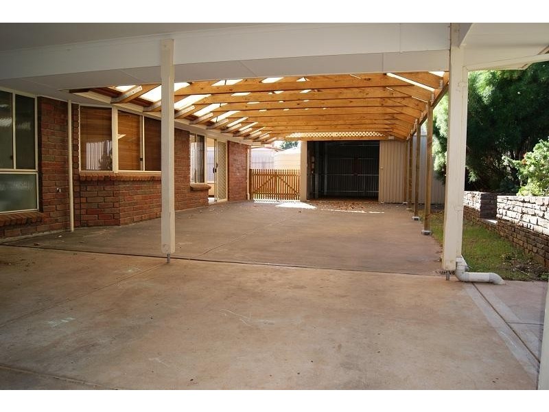 4 Springfield Court, Evanston Park SA 5116