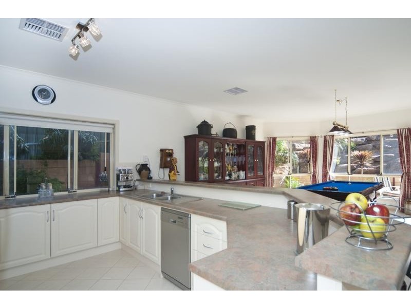 19 Falcon Drive, Hewett SA 5118