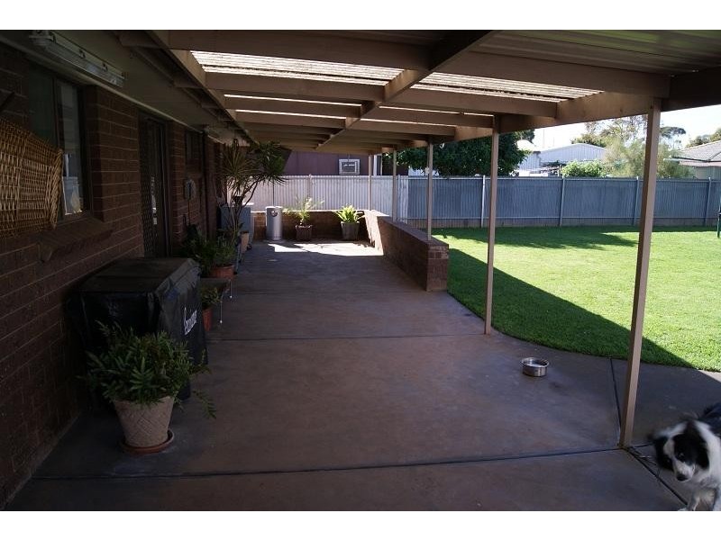 4 Young Terrace, Evanston Gardens SA 5116