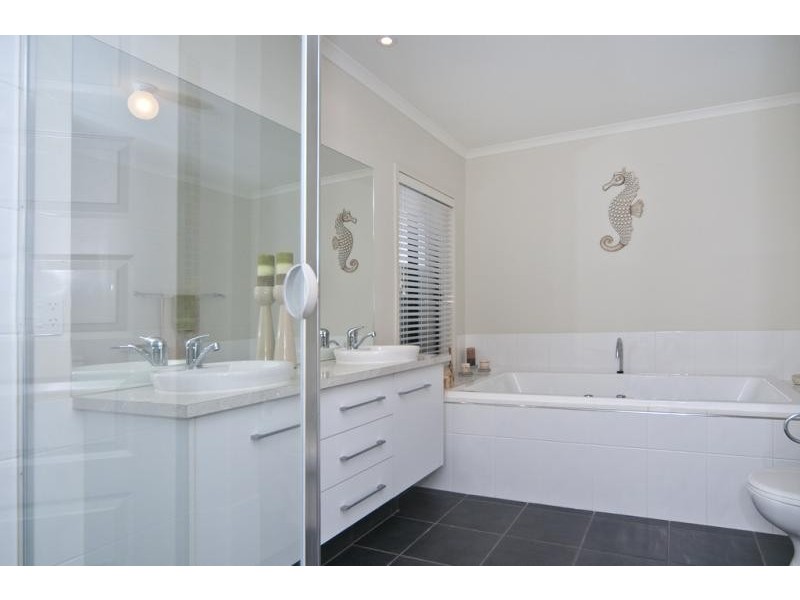 30 Lorikeet Grove, Hewett SA 5118