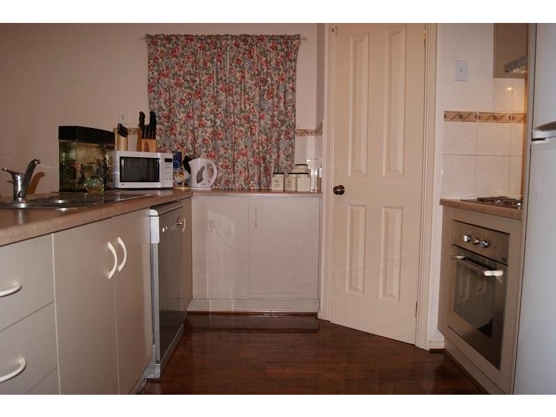 18 Mueller Drive, Evanston Park SA 5116