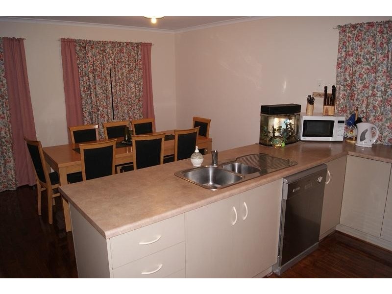 18 Mueller Drive, Evanston Park SA 5116