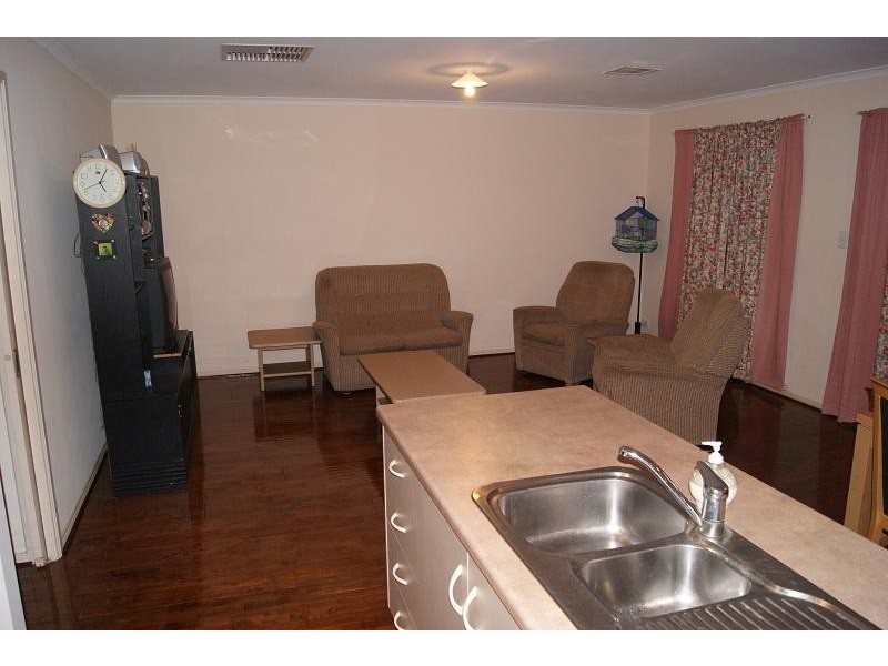 18 Mueller Drive, Evanston Park SA 5116