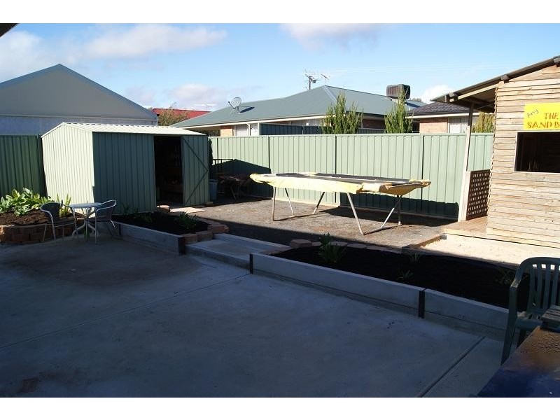 18 Mueller Drive, Evanston Park SA 5116