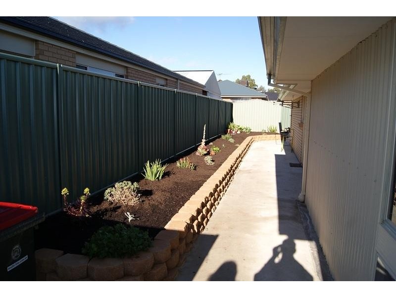 18 Mueller Drive, Evanston Park SA 5116