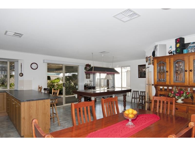 24 Jemalong Crescent, Roseworthy SA 5371