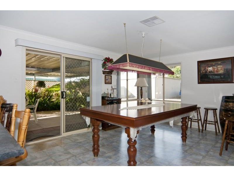 24 Jemalong Crescent, Roseworthy SA 5371