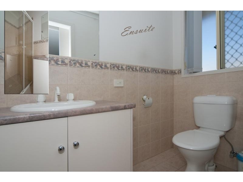 24 Jemalong Crescent, Roseworthy SA 5371