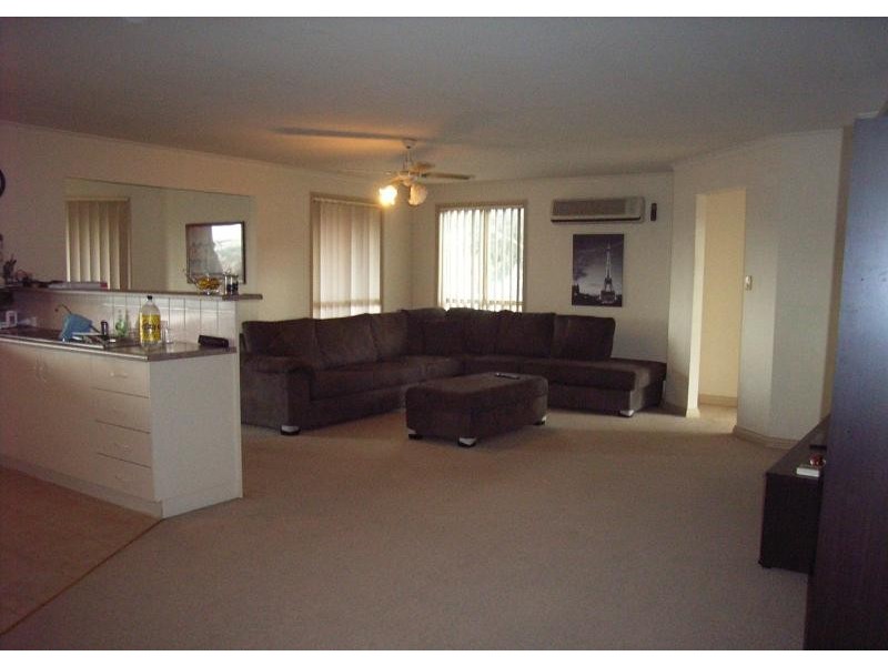 18 Osprey Parade, Hewett SA 5118