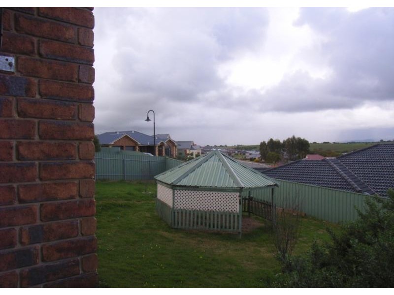 18 Osprey Parade, Hewett SA 5118