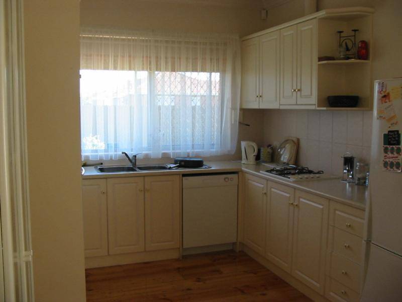 37 ADDISON ROAD, Pennington SA 5013