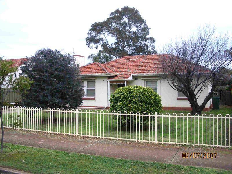 4 SIXTH AVENUE, Warradale SA 5046