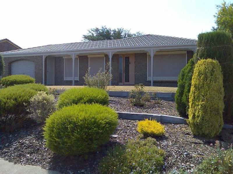 9 FARMING CRESCENT, Hallett Cove SA 5158