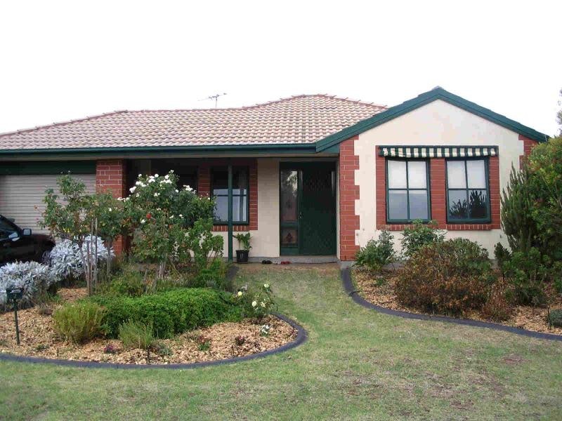 7 ASHMORE PLACE, Onkaparinga Hills SA 5163