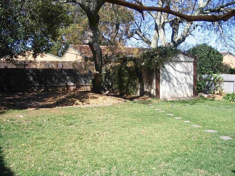 20 Leonore Avenue, Kensington Gardens SA 5068