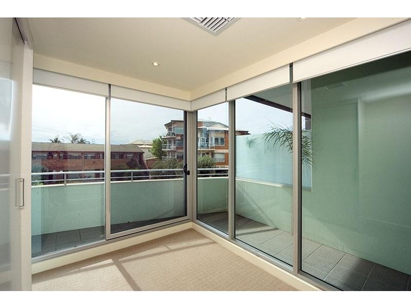 Apartment 111/27 Colley Terrace (Liberty Towers), Glenelg SA 5045