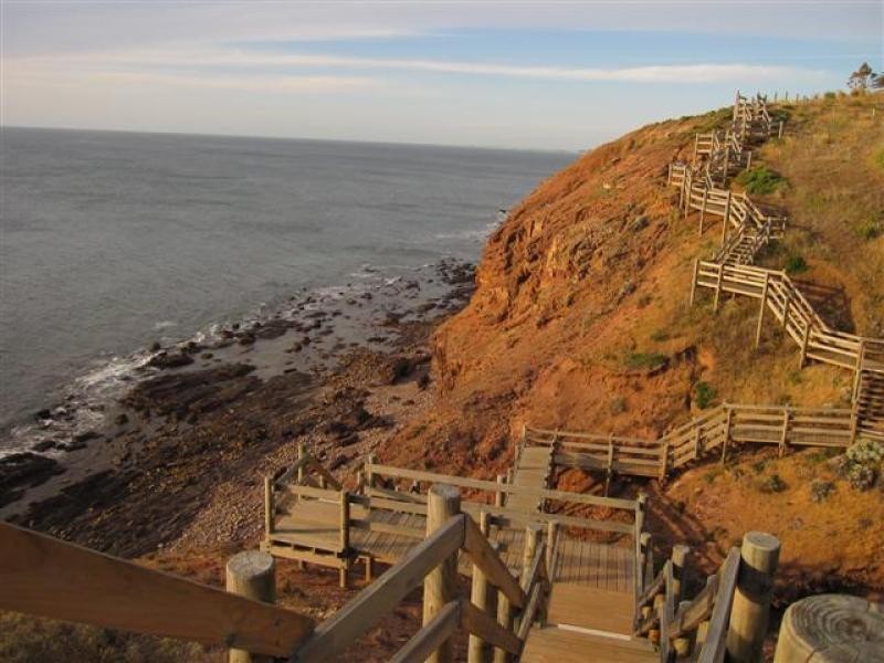 2 Grey Road, Hallett Cove SA 5158