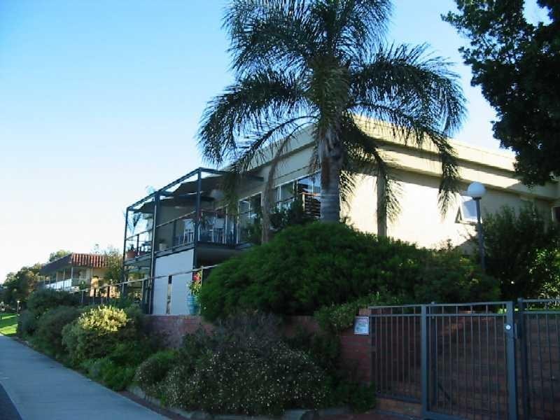 Apartment 14/74 Military Road, Tennyson SA 5022