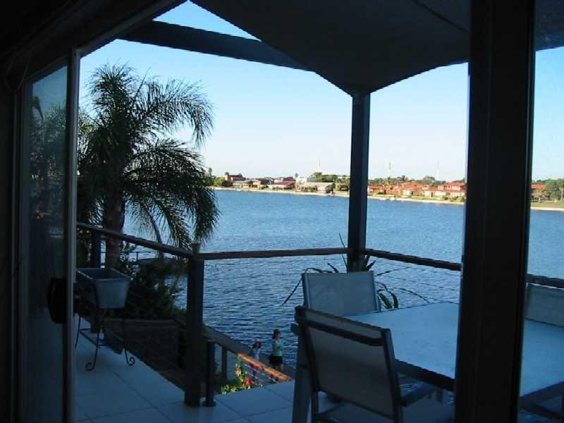 Apartment 14/74 Military Road, Tennyson SA 5022