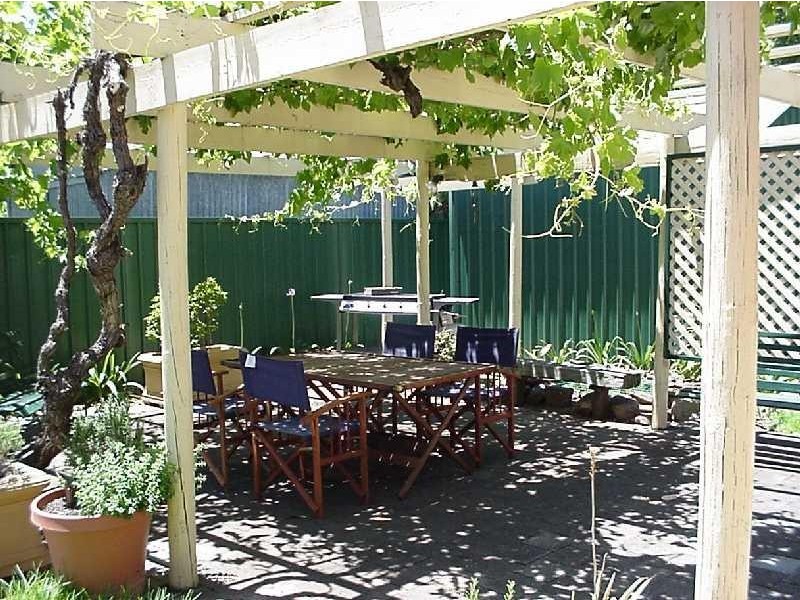 9 Fourth Avenue, Everard Park SA 5035