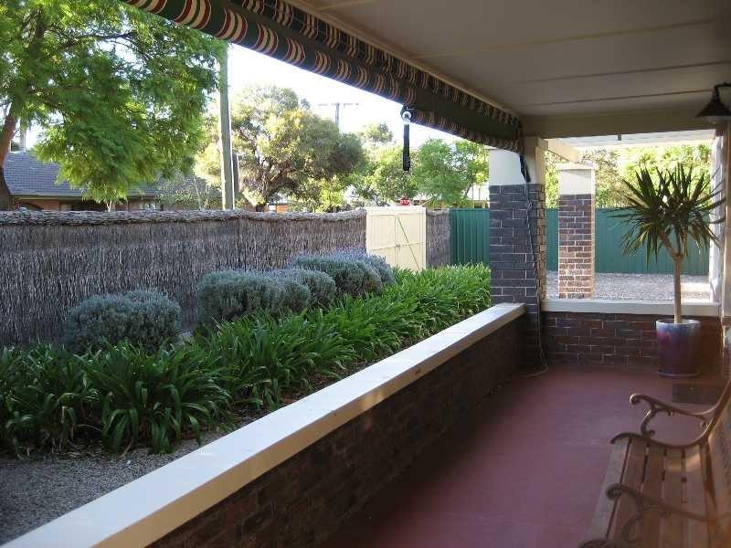 9 Fourth Avenue, Everard Park SA 5035