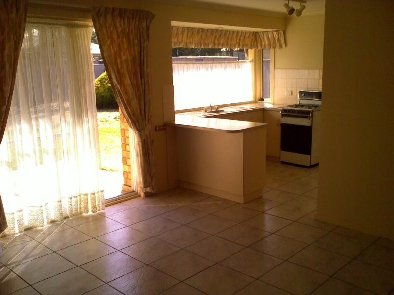 8 Sandpiper Avenue, Seaford Rise SA 5169