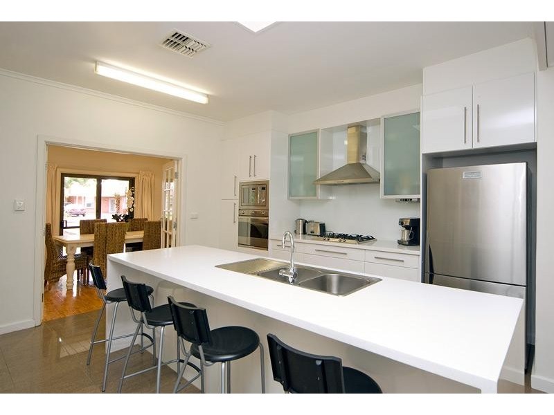 36 Kent Avenue, Warradale SA 5046