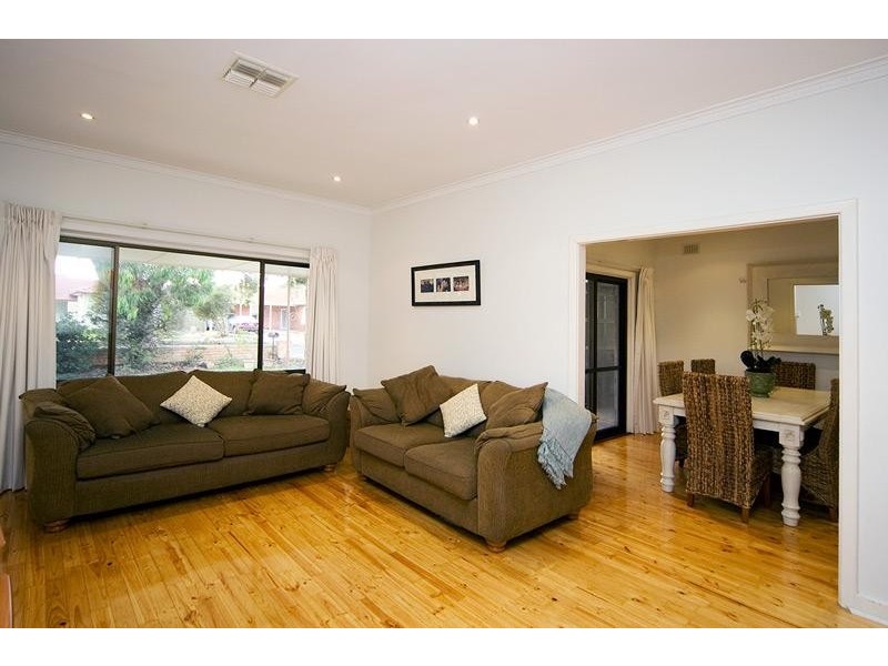 36 Kent Avenue, Warradale SA 5046