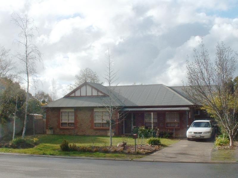 1/61 Grevillea Way, Woodside SA 5244