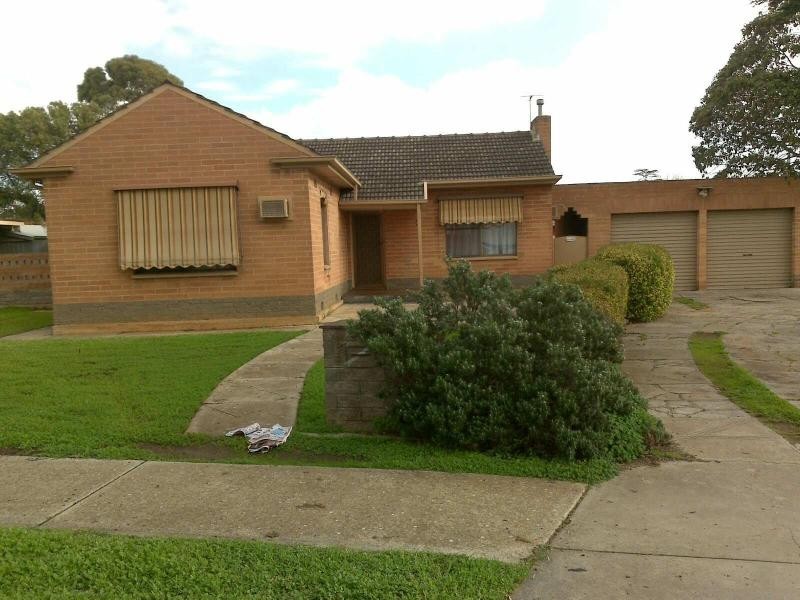 5 Stroma Road, Marion SA 5043