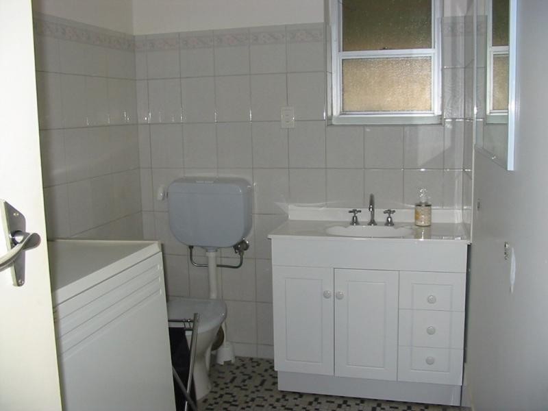 Unit 4/5 A Henley Beach Road, Henley Beach SA 5022