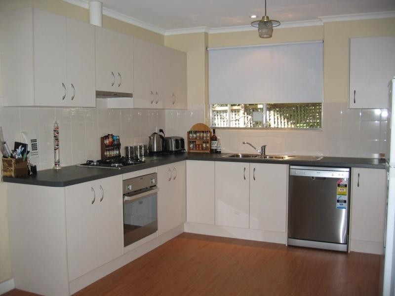 16 Barns Avenue, Highbury SA 5089