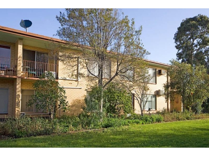 Unit 8/18 Montrose Avenue, Seaton SA 5023