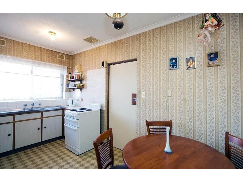 Unit 8/18 Montrose Avenue, Seaton SA 5023