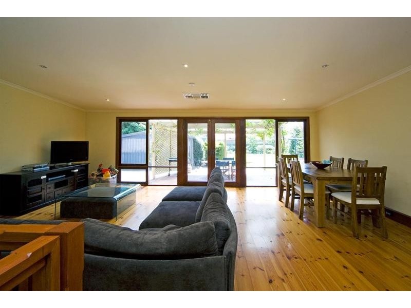 6 Wattle Avenue, Hove SA 5048