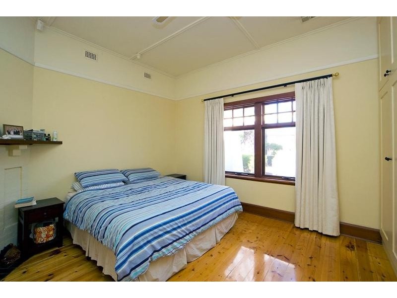 6 Wattle Avenue, Hove SA 5048