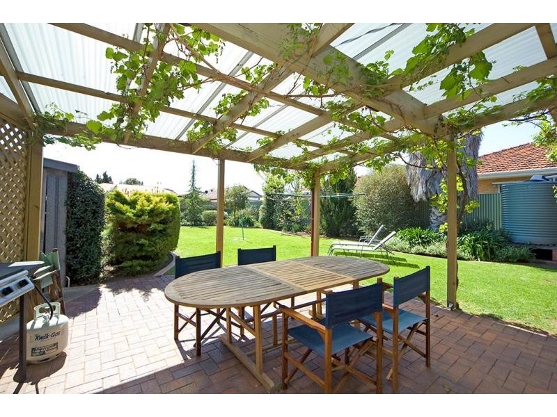 6 Wattle Avenue, Hove SA 5048