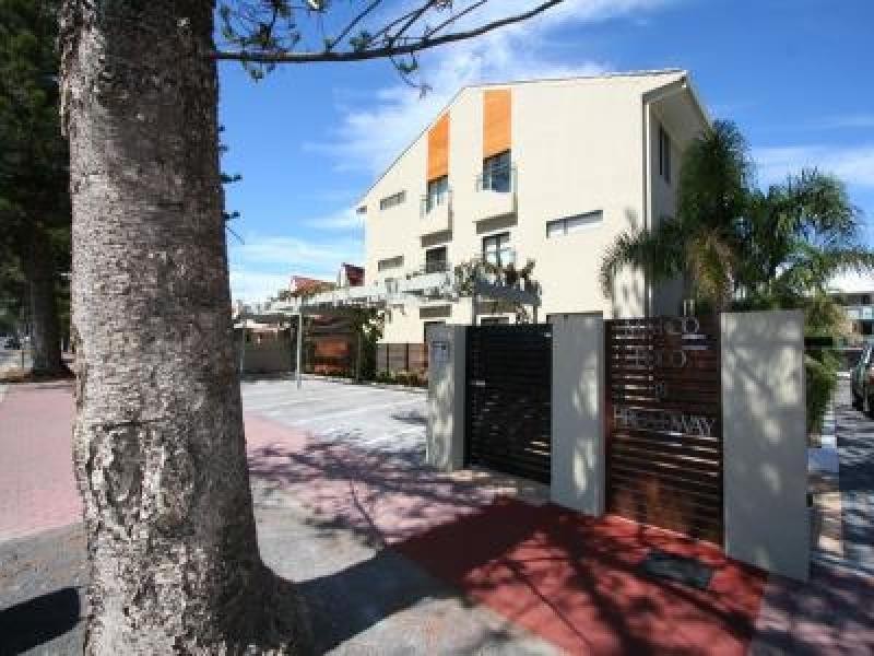 Unit 17/18 Broadway, Glenelg South SA 5045