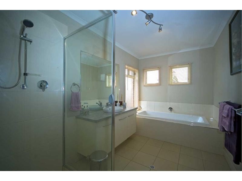 10 Wilkinson Court, Mclaren Flat SA 5171