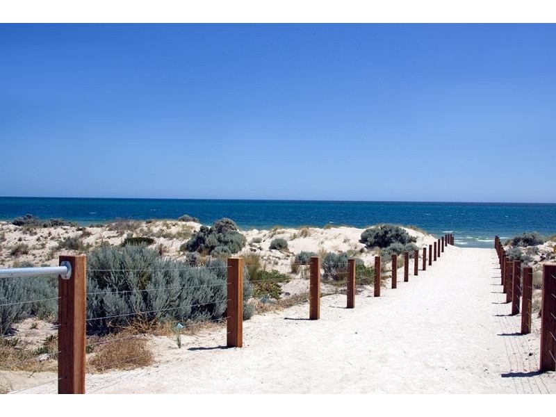 58 Seaview Road (Esplanade), West Beach SA 5024