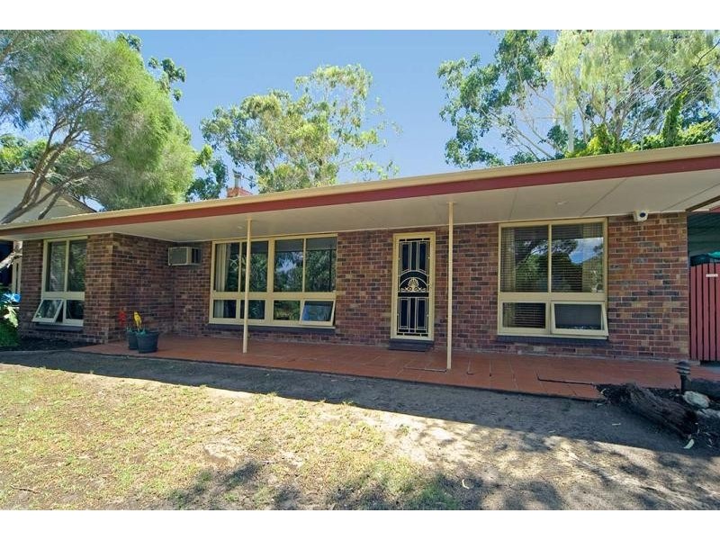 25 Alison Drive, Happy Valley SA 5159