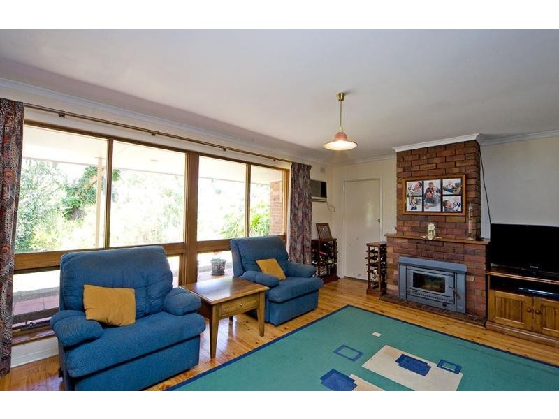 25 Alison Drive, Happy Valley SA 5159