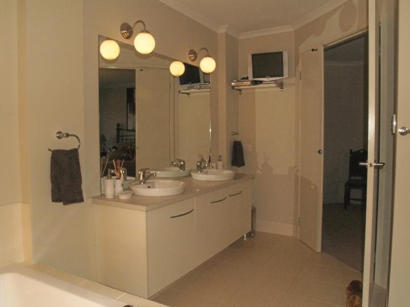 10 Wilkinson Court, Mclaren Flat SA 5171